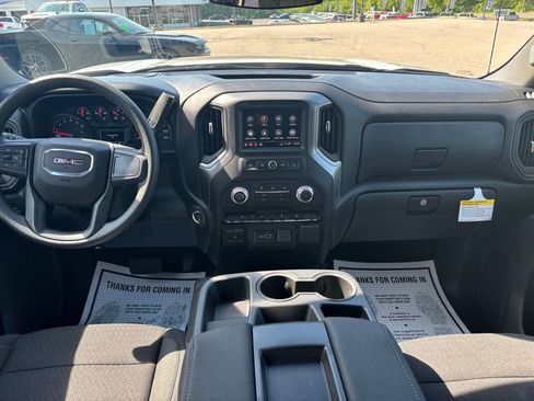 New 2026 GMC Sierra 1500 Pro AWD/4WD image 14