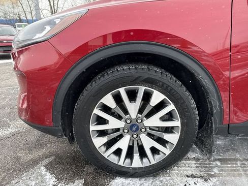 Used 2020 Ford Escape Titanium w/ Titanium Premium Package 2.0 image 21