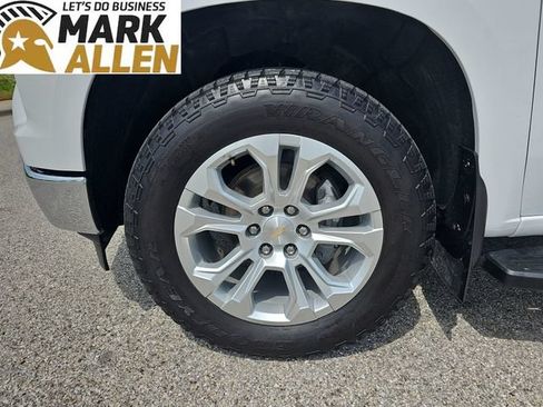 Used 2024 Chevrolet Silverado 1500 LTZ AWD/4WD image 25