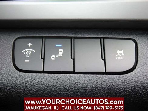 Used 2017 Hyundai Elantra Value Edition image 23