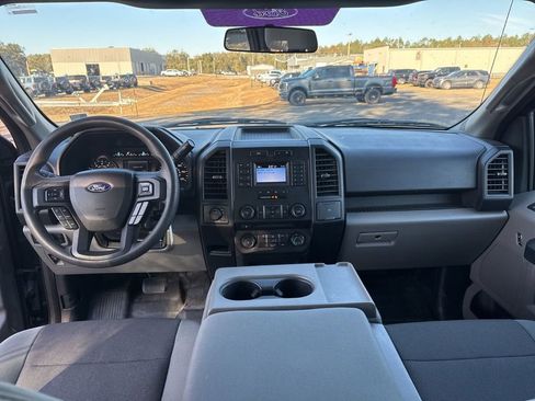 Used 2018 Ford F150 XL w/ Equipment Group 101A Mid image 12