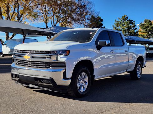 Used 2021 Chevrolet Silverado 1500 LT image 4