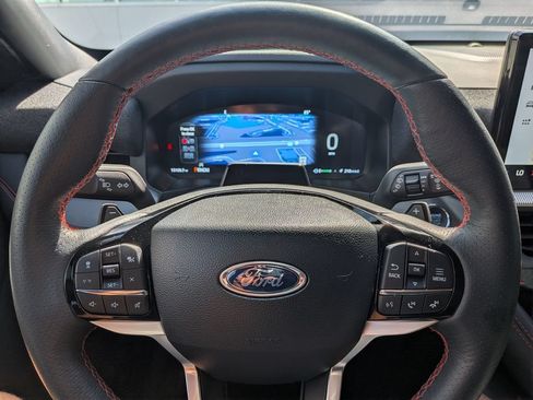 Used 2025 Ford Explorer ST RWD image 29