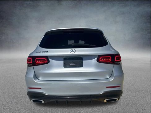 Used 2022 Mercedes-Benz GLC 300 image 7