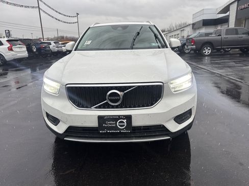 Used 2020 Volvo XC40 T5 Momentum image 9