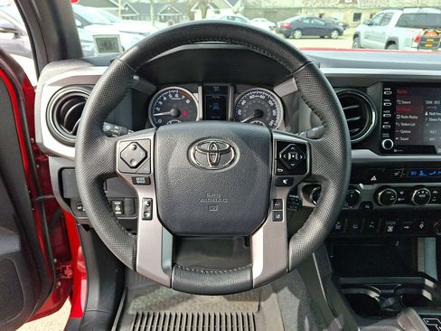 Used 2023 Toyota Tacoma Limited image 22