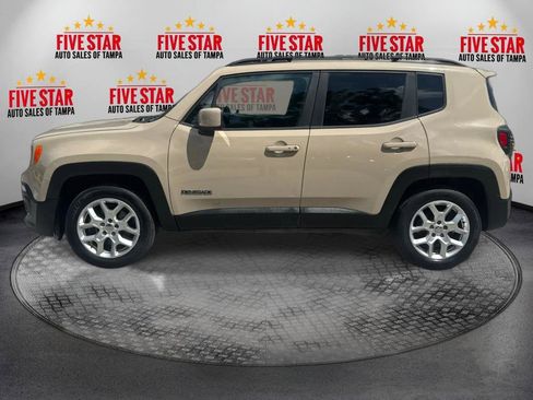 Used 2015 Jeep Renegade Latitude w/ Popular Equipment Group AWD/4WD image 4