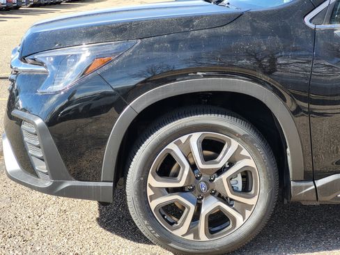 New 2026 Subaru Ascent Limited image 9