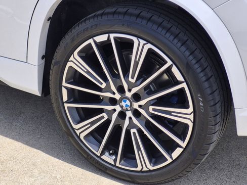 Certified 2025 BMW X1 M35i w/ Premium Package AWD/4WD image 7