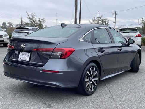 Used 2023 Honda Civic EX image 3