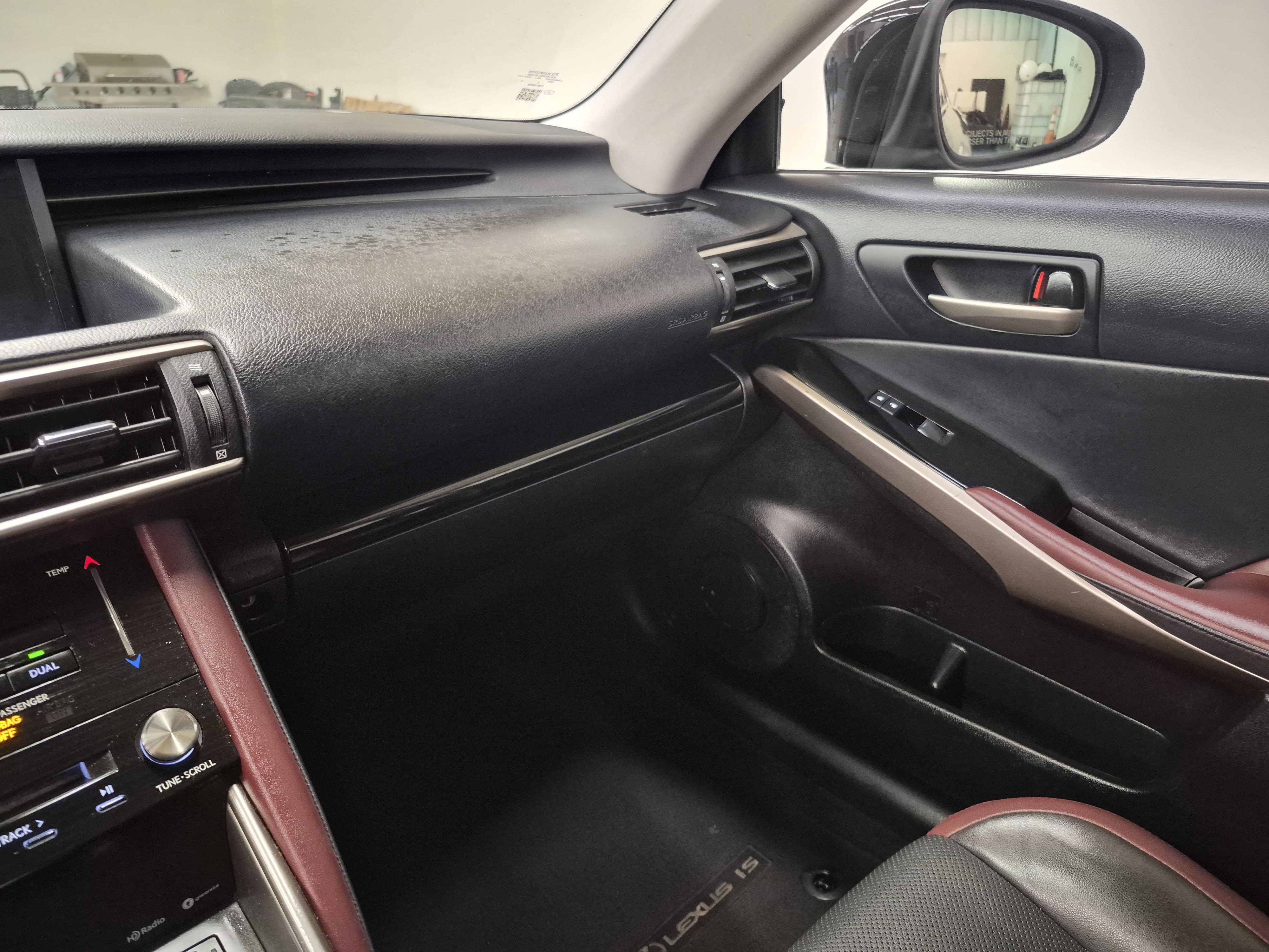 Used 2017 Lexus IS 200t w/ Premium Package RWD image 20