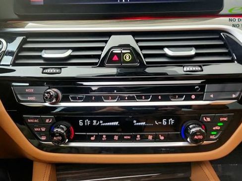 Used 2023 BMW 530i w/ Executive Package RWD image 66