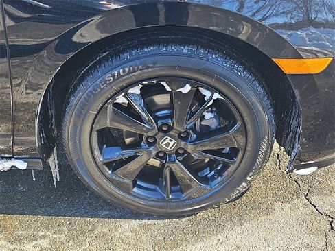 Certified 2024 Honda Odyssey Sport image 10