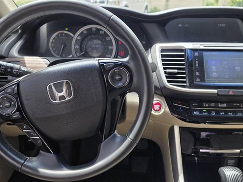 Used 2017 Honda Accord EX-L image 20