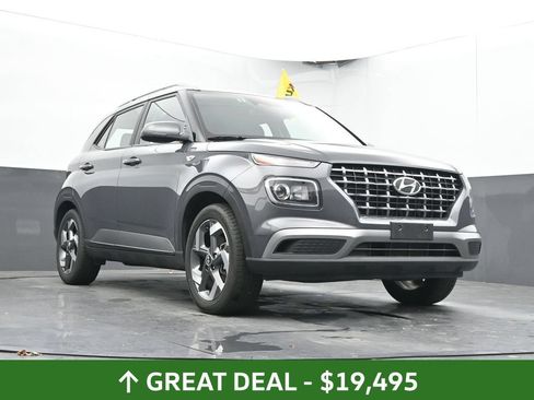 Used 2025 Hyundai Venue SEL FWD image 49