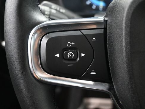 Used 2023 Volvo C40 P8 Recharge Ultimate AWD/4WD image 22