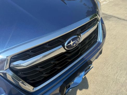 Used 2017 Subaru Forester 2.5i Limited image 5