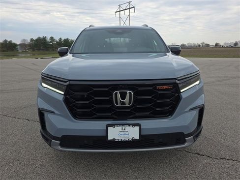 Used 2024 Honda Pilot TrailSport image 16