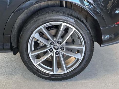 Used 2024 Audi Q3 2.0T Premium image 7