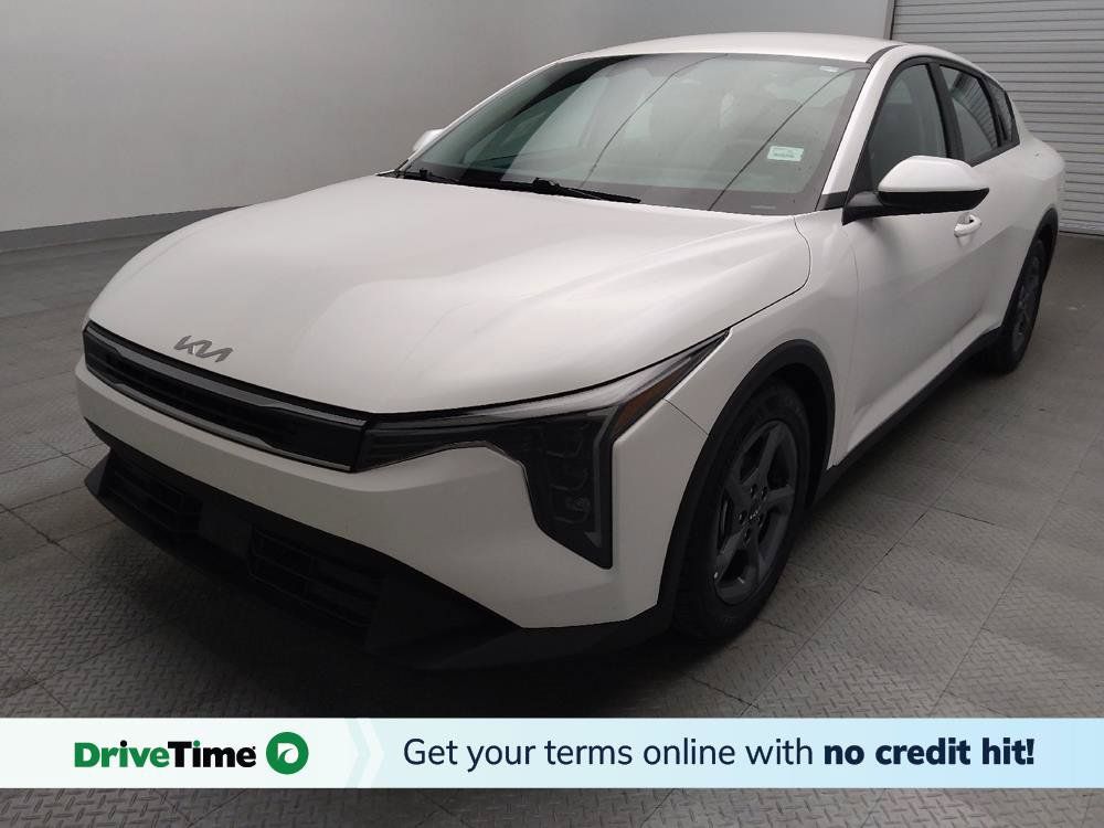 Used 2025 Kia K4 FWD image 1