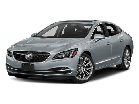 Used 2018 Buick LaCrosse Essence FWD image 2