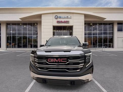 Certified 2024 GMC Sierra 1500 SLT w/ SLT Premium Plus Package RWD image 4