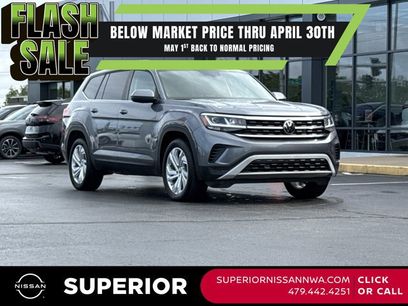 Used 2023 Volkswagen Atlas SE w/ Panoramic Sunroof Package