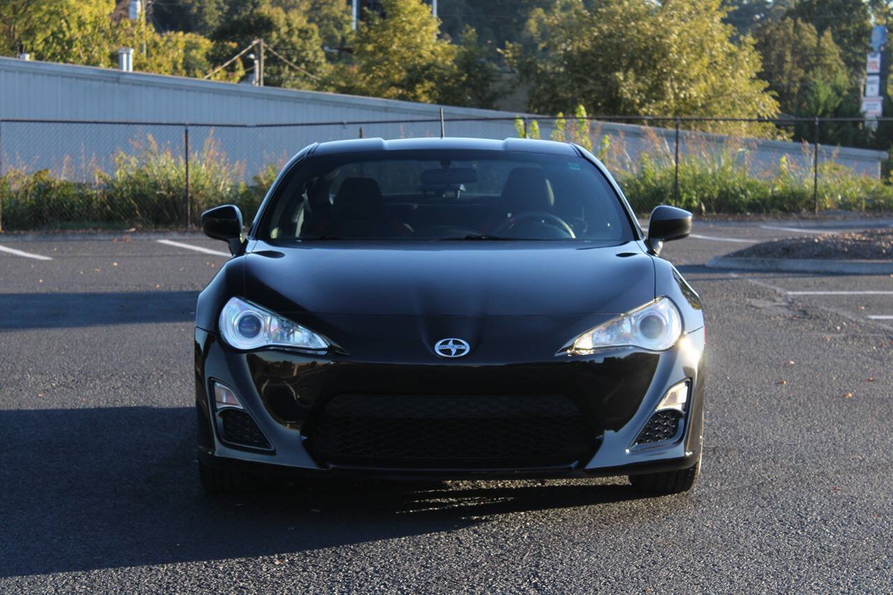 Used 2014 Scion FR-S RWD image 8