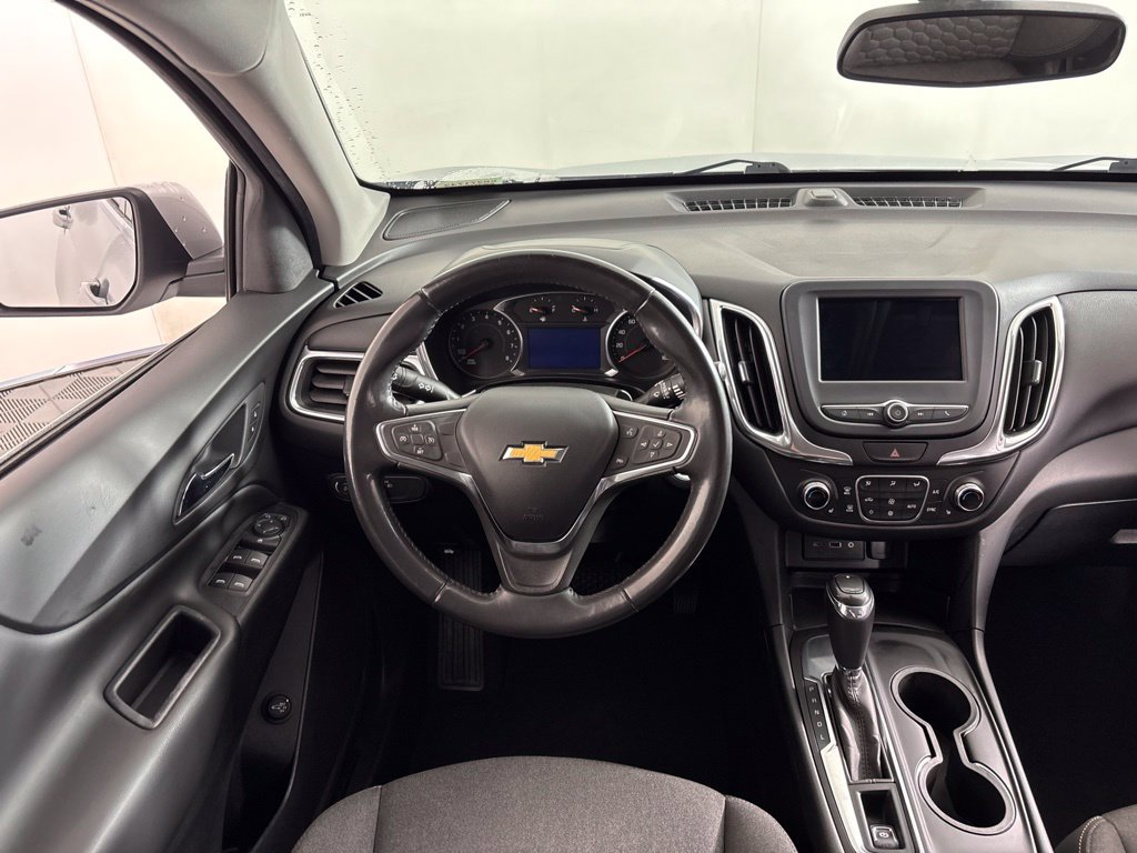 Used 2019 Chevrolet Equinox LT FWD image 2