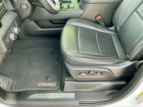 Used 2022 GMC Sierra 1500 Denali image 45