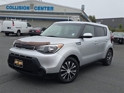 Used 2015 Kia Soul image 3