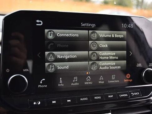 Certified 2024 Nissan Pathfinder SL image 17