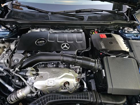 Used 2021 Mercedes-Benz A 220 4MATIC image 31