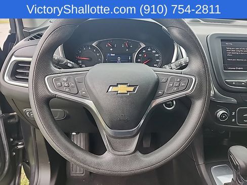 Used 2022 Chevrolet Equinox LT FWD image 9