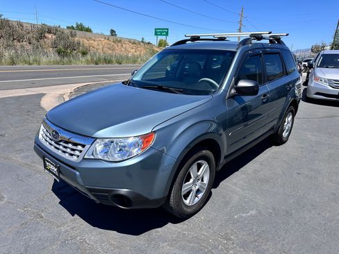Used 2011 Subaru Forester 2.5X AWD/4WD image 2