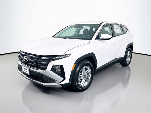 New 2026 Hyundai Tucson SE FWD image 1