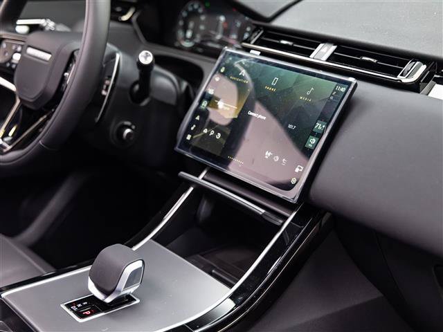 New 2026 Land Rover Range Rover Velar S AWD/4WD image 31