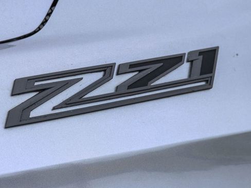 Used 2021 Chevrolet Tahoe Z71 w/ Luxury Package AWD/4WD image 36
