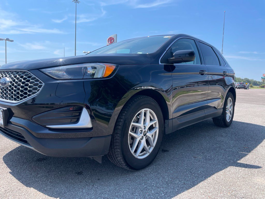 Used 2024 Ford Edge SEL AWD/4WD image 10