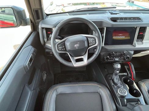 New 2025 Ford Bronco Big Bend w/ Black Diamond Package AWD/4WD image 12