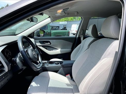 Used 2023 Nissan Rogue SV AWD/4WD image 7