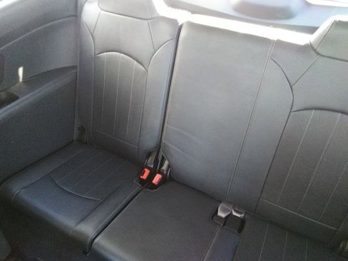 Used 2017 Chevrolet Traverse Premier image 10