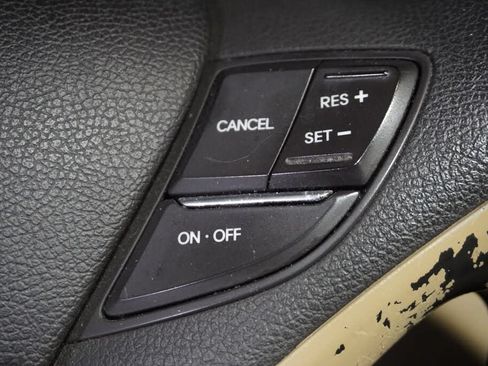 Used 2011 Hyundai Sonata Limited FWD image 14