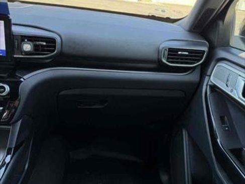 Certified 2023 Ford Explorer ST-Line w/ Class IV Trailer Tow Package image 13