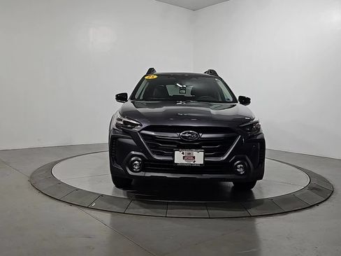 Certified 2025 Subaru Outback Premium AWD/4WD image 10