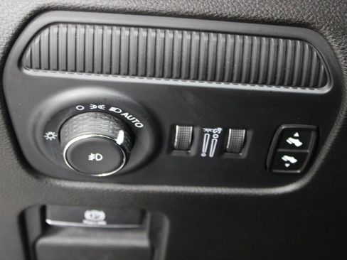 Used 2024 Jeep Wagoneer Series II image 46