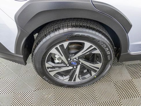 Used 2025 Subaru Crosstrek 2.0i Premium image 47