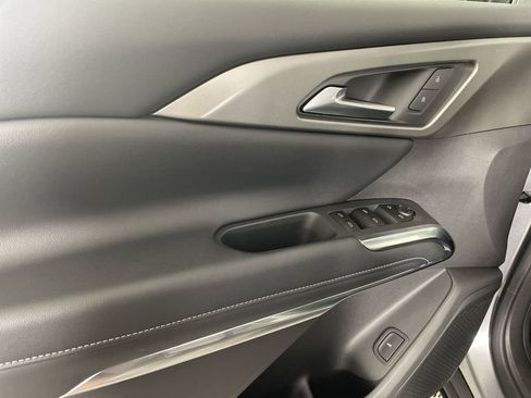 New 2026 Chevrolet Traverse LT w/ Sun and Wheel Package image 23