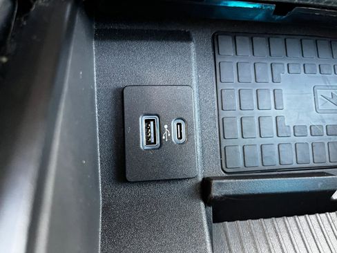 Used 2020 Ford F250 Platinum w/ Tremor Off-Road Package image 36