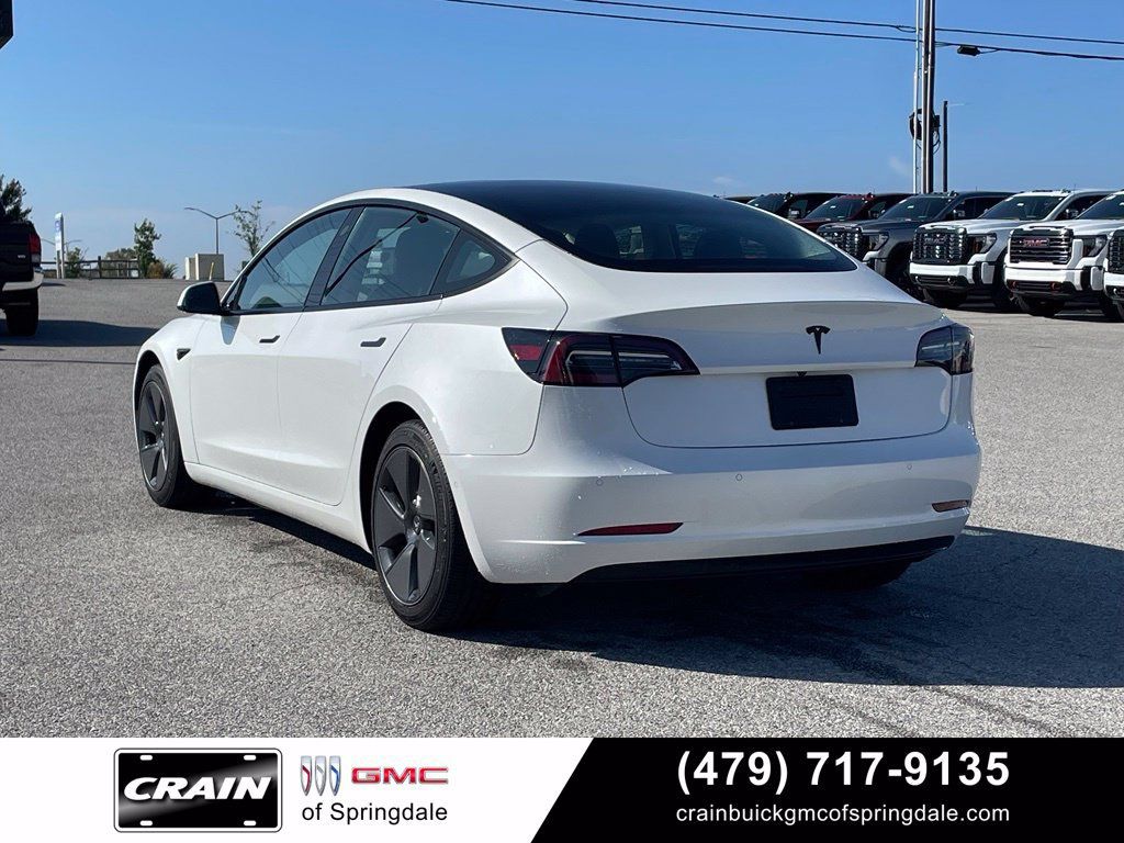 Used 2022 Tesla Model 3 RWD image 5
